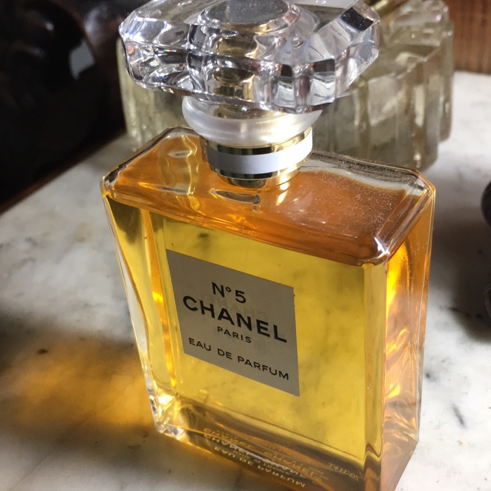 Chanel #5 - Picture 5 of 5